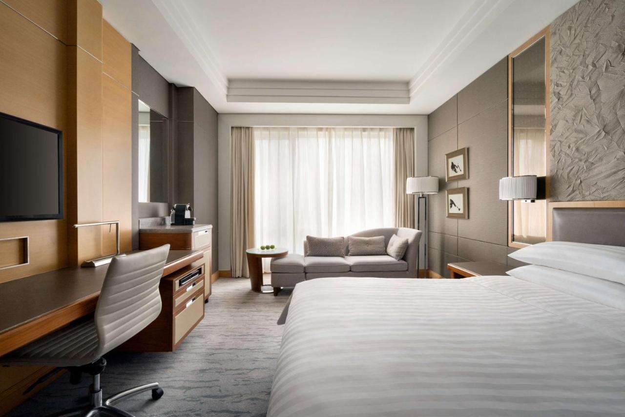 Hotel Kerry Hotel, 5*